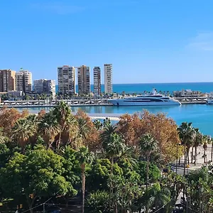  Apartment Penthouse With Solarium In The Center Of Malaga-atico Con Solarium En El Centro De