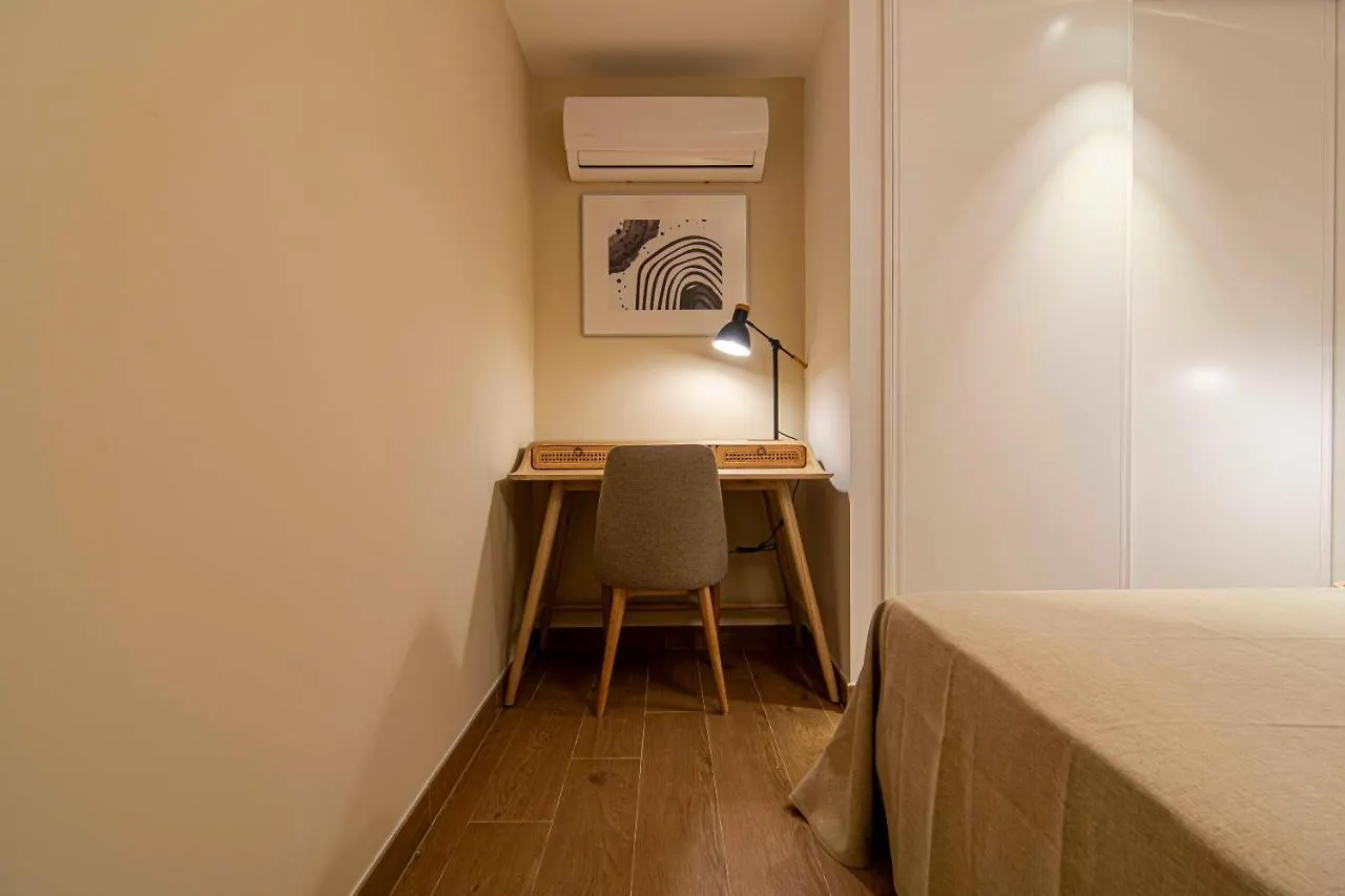 Apartamentos 1 Abril Málaga