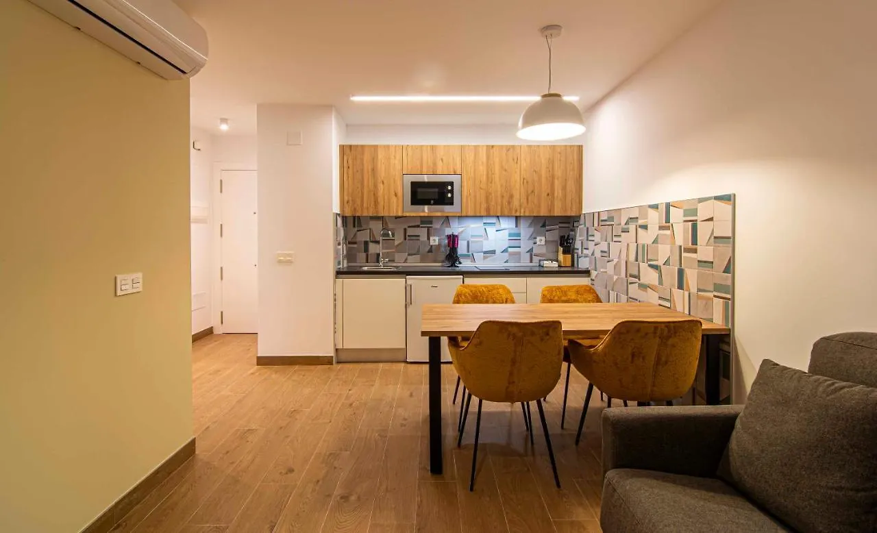 Apartamentos 1 Abril Málaga Apartment